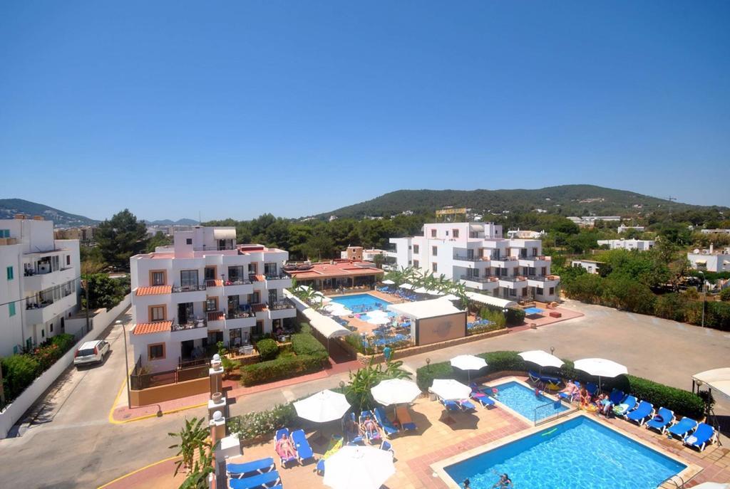 Casa Luis Apartments Santa Eulària des Riu Extérieur photo