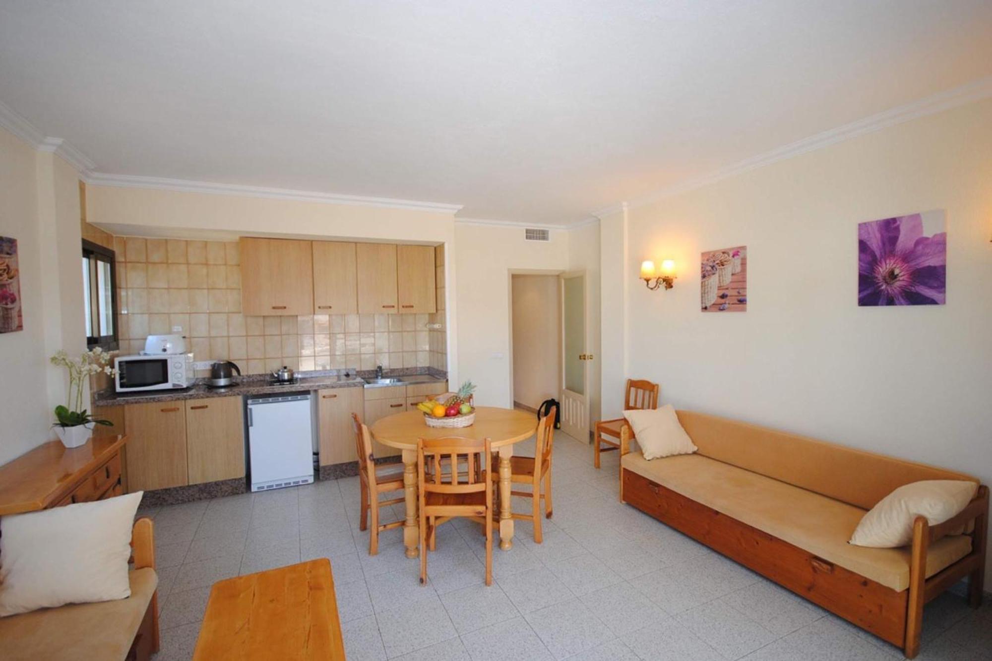 Casa Luis Apartments Santa Eulària des Riu Chambre photo