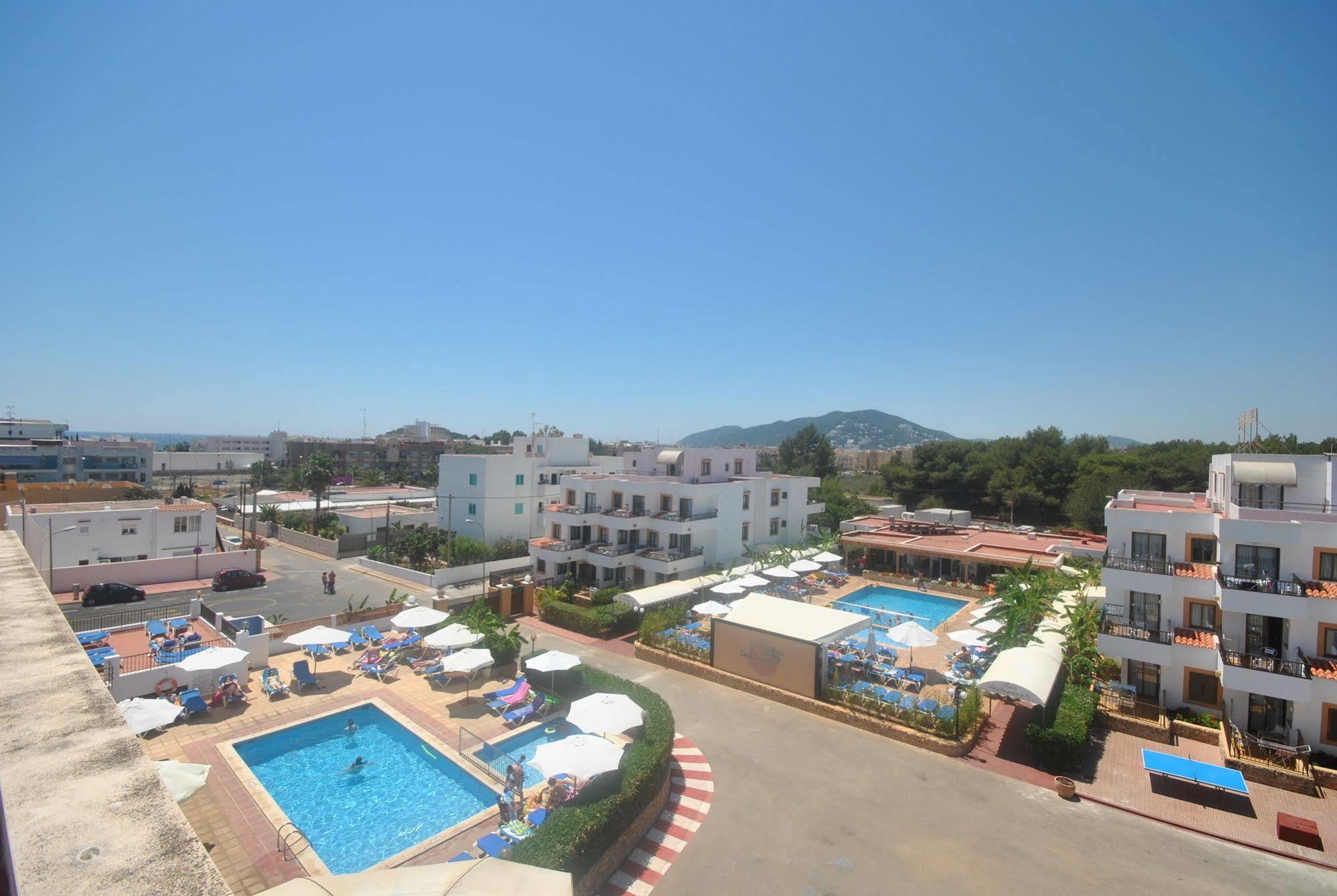 Casa Luis Apartments Santa Eulària des Riu Extérieur photo