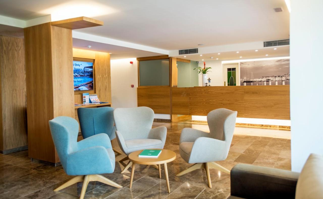Casa Luis Apartments Santa Eulària des Riu Extérieur photo