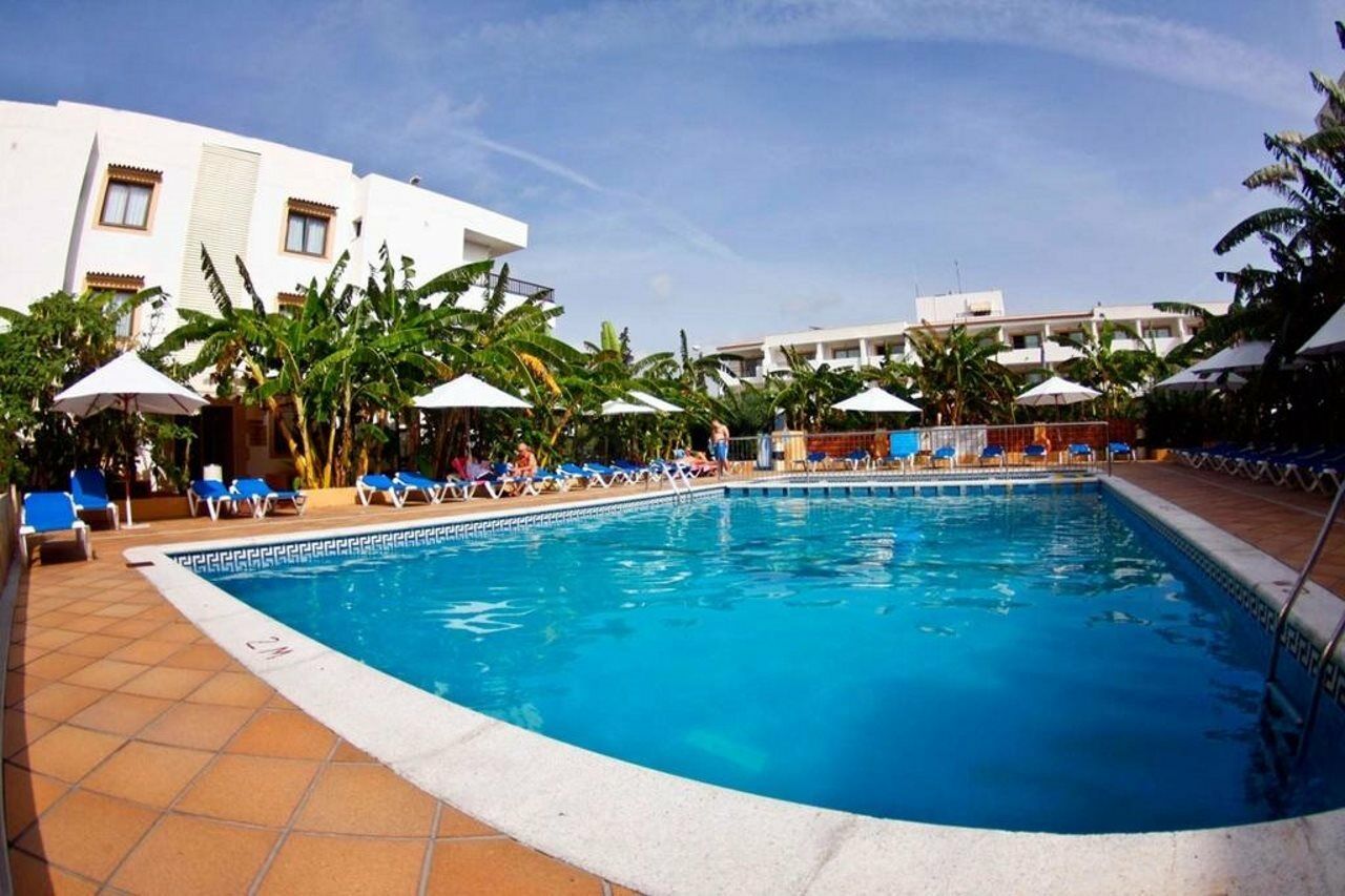 Casa Luis Apartments Santa Eulària des Riu Extérieur photo